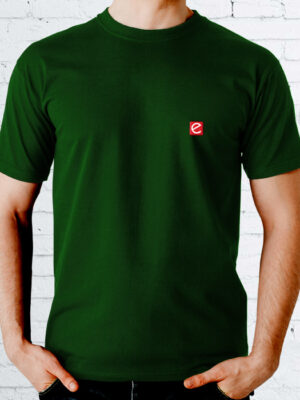 round-neck-t-shirt-dark-green-model