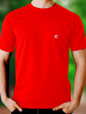 round-neck-t-shirt-red-model
