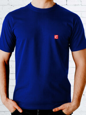 round-neck-t-shirt-royal-blue-model